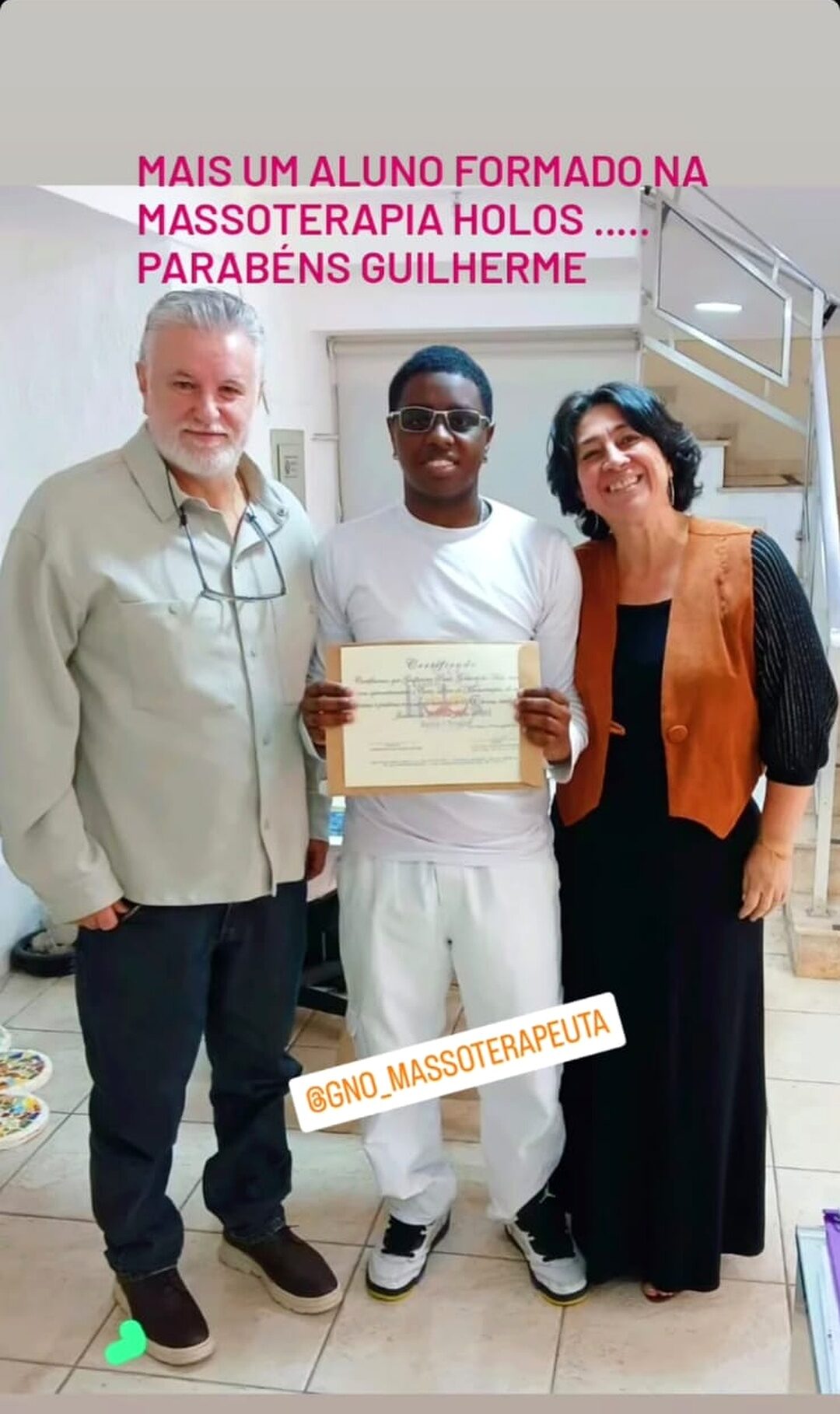 Alunos formados na Massoterapia Holos