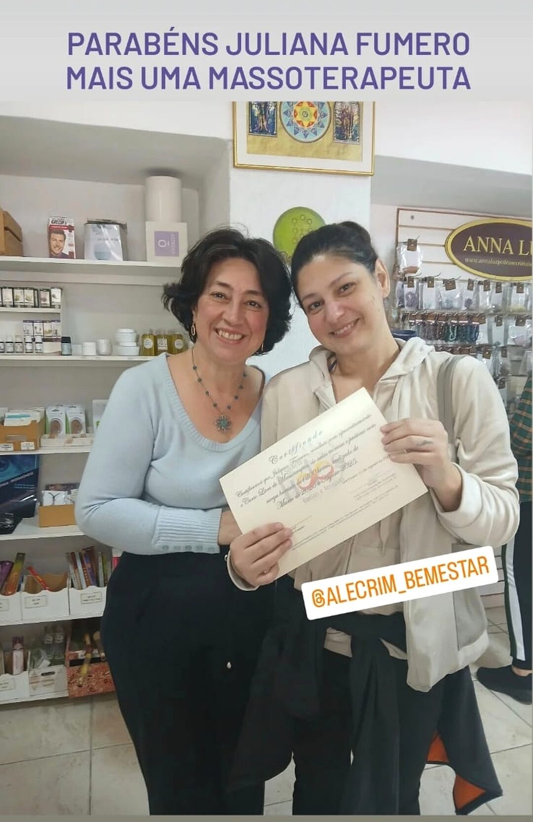 Aluna formada na Massoterapia Holos